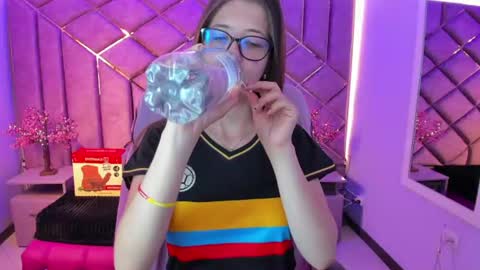 Sarah online show from 06/23/26, 03:43