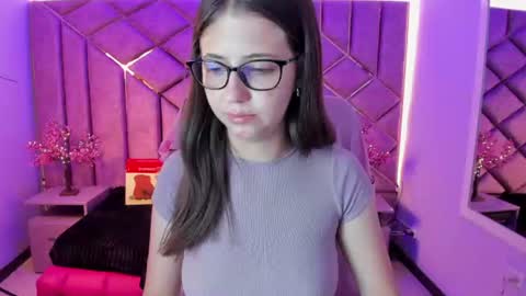 Sarah online show from 06/24/26, 02:38