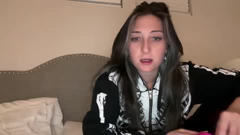 kittypurr79 online show from 12/20/24, 05:47