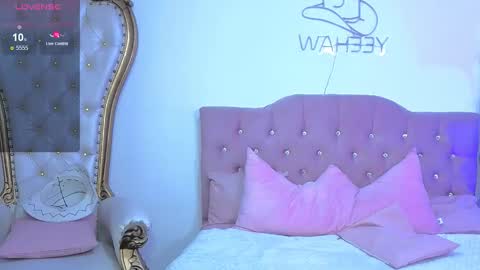 Kitty  online show from 09/17/25, 12:07