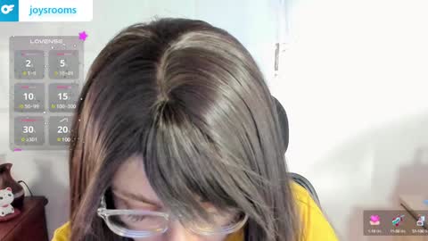 Snapshot of kittytrixy97 chatting on 12/16/24, 10:29 Kitty Trixy online show from 12/16/24, 10:29