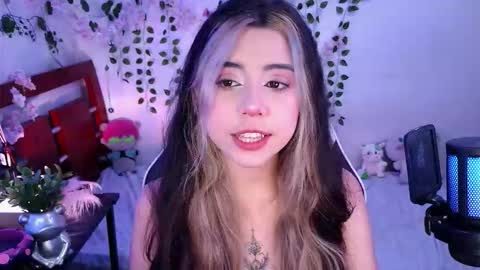 Kittyuwu  online show from 03/26/26, 12:28