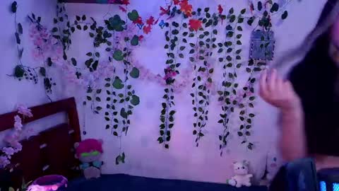 Kittyuwu  online show from 04/09/26, 11:54