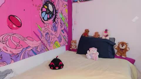 Kitty Zen online show from 12/17/25, 08:15