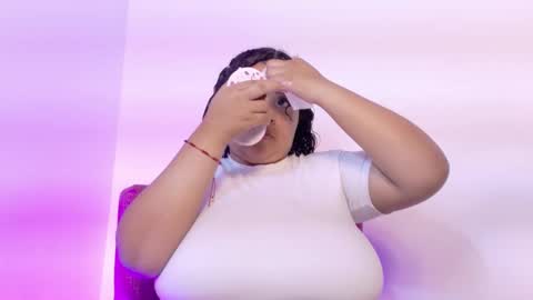 Kitty Hill online show from 01/15/26, 04:28