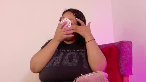 Kitty Hill online show from 02/03/26, 03:04