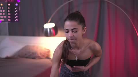 Zendaya online show from 03/05/25, 08:42