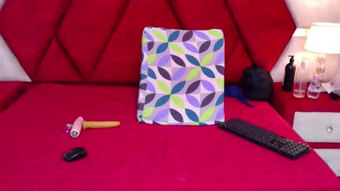 Luisa y Jairo online show from 10/14/25, 02:18