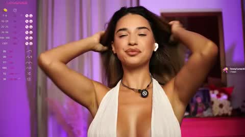 Snapshot of kity_sweet chatting on 09/19/25, 06:52 Erika online show from 09/19/25, 06:52