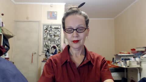 Snapshot of kiuminberry chatting on 01/01/25, 04:50 KiuminBerry online show from 01/01/25, 04:50