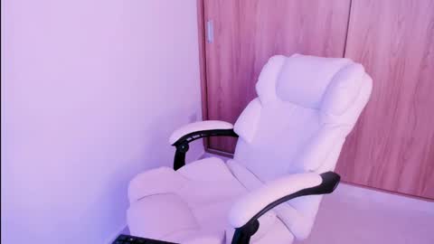 Little piece of fruit online show from 04/14/26, 08:59