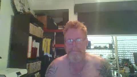 kiwi_boss61 online show from 01/10/25, 09:02