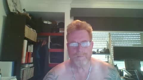 kiwi_boss61 online show from 10/29/25, 04:48