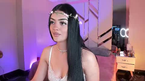 Snapshot of kiwi_lov23 chatting on 11/20/25, 12:05 Kiwi online show from 11/20/25, 12:05