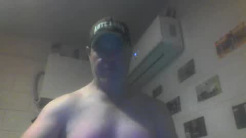 kiwiguy19773 online show from 05/01/26, 07:02