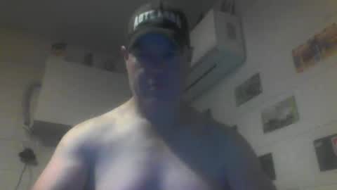 kiwiguy19773 online show from 05/08/26, 04:18