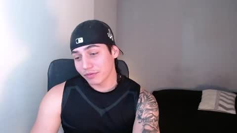 Snapshot of kiyo__ chatting on 03/31/26, 07:25 kiyo__ online show from 03/31/26, 07:25