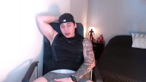 Snapshot of kiyo__ chatting on 04/09/26, 10:04 kiyo__ online show from 04/09/26, 10:04