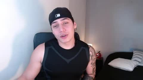 Snapshot of kiyo__ chatting on 04/10/26, 10:03 kiyo__ online show from 04/10/26, 10:03