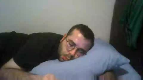 kkadam1 online show from 12/15/25, 01:48