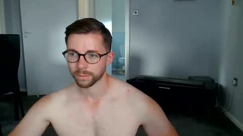 Snapshot of kkezzy chatting on 07/17/26, 04:01 kkezzy online show from 07/17/26, 04:01