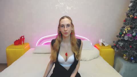 Klary online show from 01/16/25, 06:35