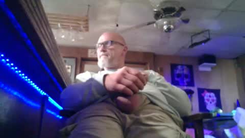 MrKleeen online show from 04/12/26, 10:31