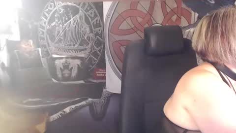 Michelle online show from 07/01/26, 05:45