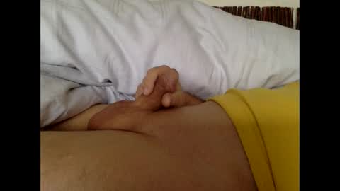 Snapshot of kleinermaxi chatting on 12/02/25, 01:50 Max online show from 12/02/25, 01:50