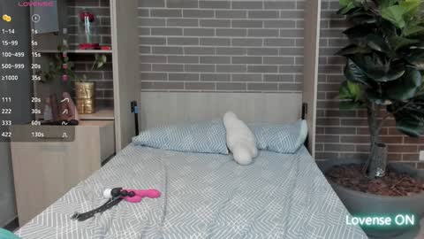 Snapshot of kleogold_1 chatting on 02/02/25, 10:17 Christina online show from 02/02/25, 10:17