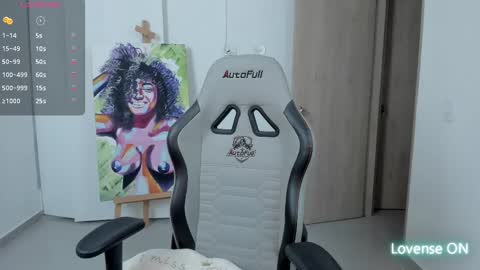 Snapshot of kleogold_1 chatting on 02/10/25, 03:24 Christina online show from 02/10/25, 03:24