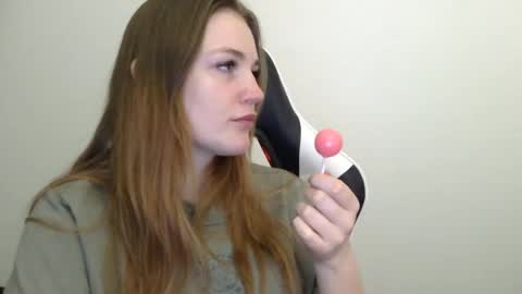 Snapshot of kleokills chatting on 12/18/24, 06:46 kleokills online show from 12/18/24, 06:46