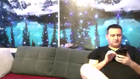 Kleosnow online show from 12/17/25, 08:53