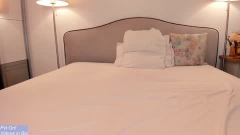 Snapshot of kleospassion chatting on 01/24/25, 03:24 Kleospassion online show from 01/24/25, 03:24