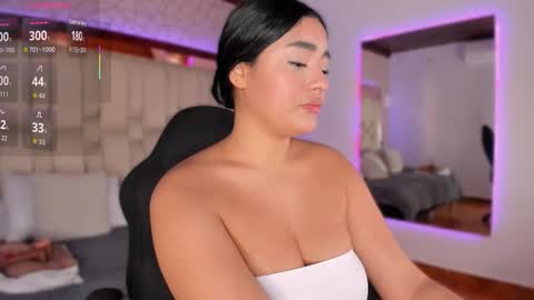   online show from 10/14/25, 08:09