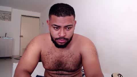 Snapshot of kleyton336 chatting on 12/21/25, 05:20 kleyton online show from 12/21/25, 05:20