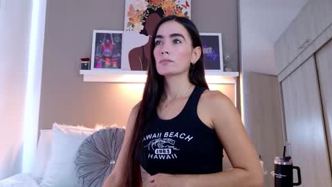 Snapshot of kloe_coper chatting on 12/17/25, 04:35 Kloe Coper online show from 12/17/25, 04:35