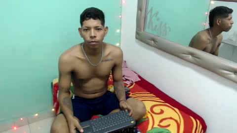 Snapshot of kloe_matias chatting on 09/14/25, 01:49 kloe matias online show from 09/14/25, 01:49