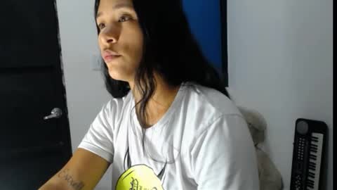 kloe minajj online show from 03/25/26, 02:28