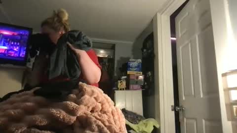 kmarie1196 online show from 05/29/26, 10:19