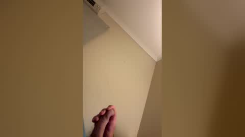 kmask16 online show from 04/15/26, 12:45