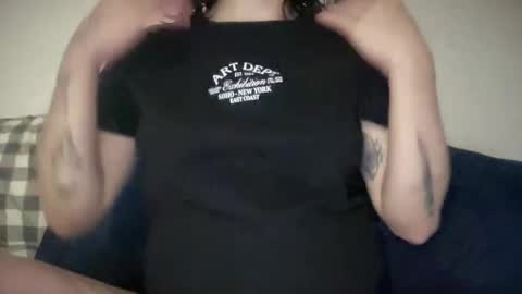 knextdoor online show from 10/15/25, 11:27