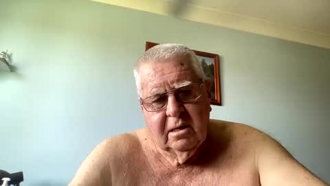 Aussiedude online show from 12/12/24, 04:15