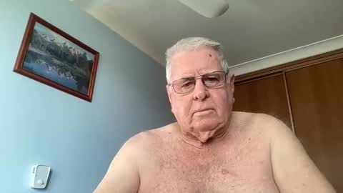 Aussiedude online show from 10/06/25, 09:01