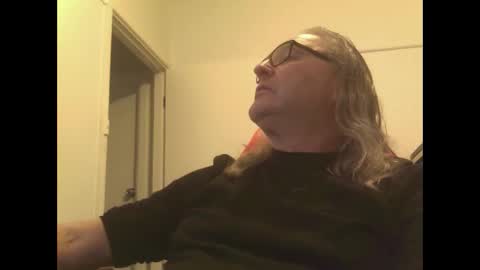 knobout online show from 10/18/25, 02:47