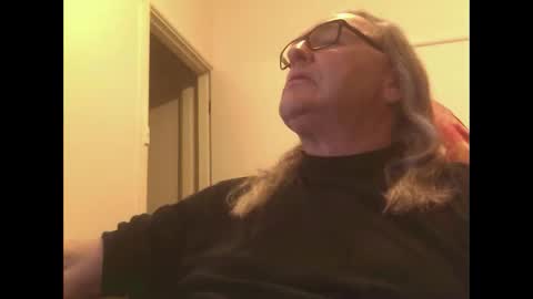 knobout online show from 10/27/25, 08:18