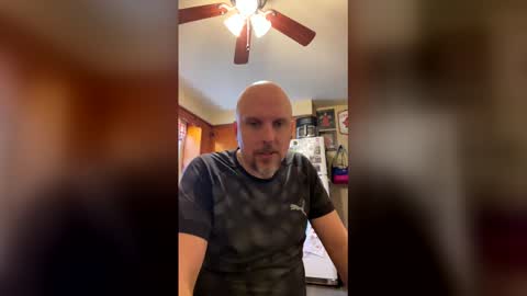 Snapshot of knotdaddy1983 chatting on 04/01/26, 02:14 knotdaddy1983 online show from 04/01/26, 02:14