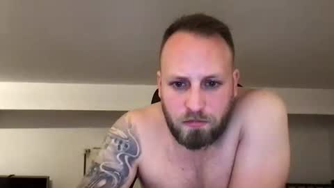 hugo online show from 12/25/24, 02:35