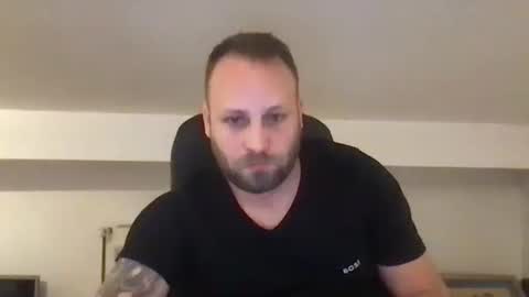 hugo online show from 11/01/25, 10:01