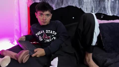 Snapshot of kody_sexy chatting on 10/23/25, 12:15 kody_sexy online show from 10/23/25, 12:15